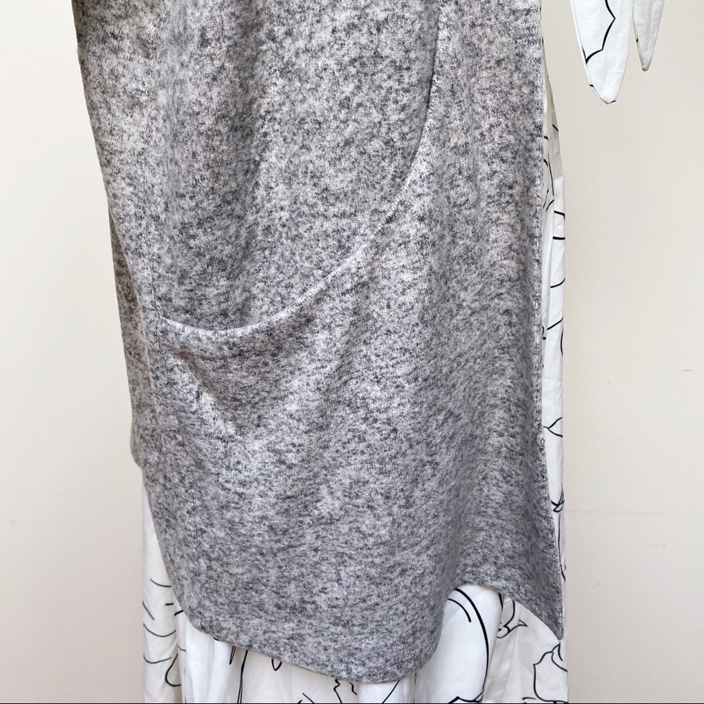 Muselooks Gray Cardigan NWT - Picture 4 of 6